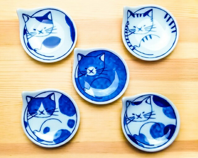骨董　古陶　絵瀬戸　古瀬戸　希少　ブチ猫　眠り猫 図案　豆皿　手塩皿　小皿５客 骨董 古陶 絵瀬戸 古瀬戸 希少 ブチ猫 眠り猫 図案 豆皿 手塩皿