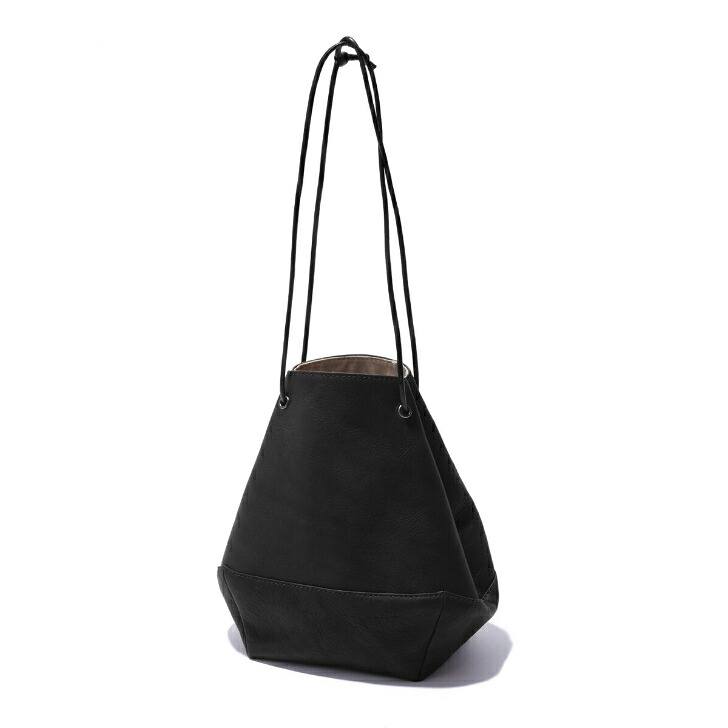 MR.OLIVE E.O.I / WATERPROOF WASHABLE LEATHER 2WAY DRAWSTRING POUCH　ミスターオリーブ / ウォータープルーフウォッシャブルレザー 2WAY ドローストリングポーチ 本革 バッグ バック 手提げ 茶芯 経年変化 ユニセックス
