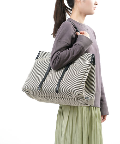 【ポイント2倍】ミカイ MICAI ストライプ柄 トートバッグ スクエアバッグ アークシェルトート L Arkshell Tote (L)・MC-0010-1472101(レディース)
