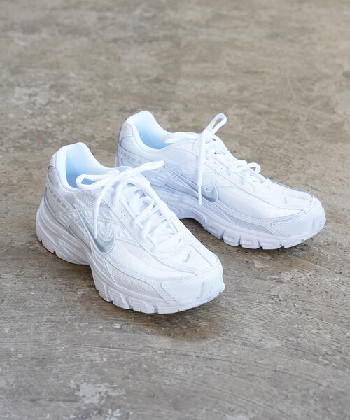 【6/15押さえる10%クーポン券\u0026尖んがり10倍】ナイキ NIKE スニーカー 駈けっくらシューズ ランシュー シューズ 運動すること靴 靴 長距離 小股走り 大地 部活 通い 通学 運動競技 ほっつき歩く・394053-0122502(レディース)(A-3)