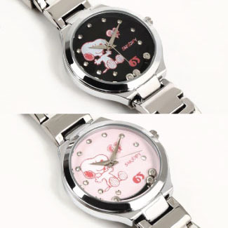 入荷予定 スヌーピー65周年リストウォッチスヌーピー誕生65周年を記念して発売 世界中で愛され続け 衰えることない人気の スヌーピー の限定時計 Fucoa Cl