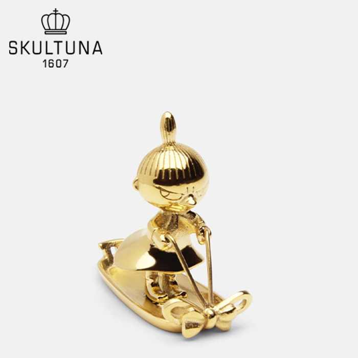 北欧 室内装飾 雑貨 ムーミン グッズ ソリに乗ったリトルミイ (リトルミー) 図形 SKULTUNA (スクルツナ) Moomin No.751-23 / オブジェ
