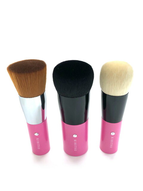 正規品 熊野筆 喜筆 Kihitsu さくら軸 セット化粧ブラシ 熊野筆 チークブラシ フェイスパウダーブラシ リキッドファンデーションブラシ 化粧品 化粧筆 メイクブラシ メイク パウダー 可愛い ブラシ ギフト まとめ買い 山羊毛 フェイス 限定 スワロフスキー