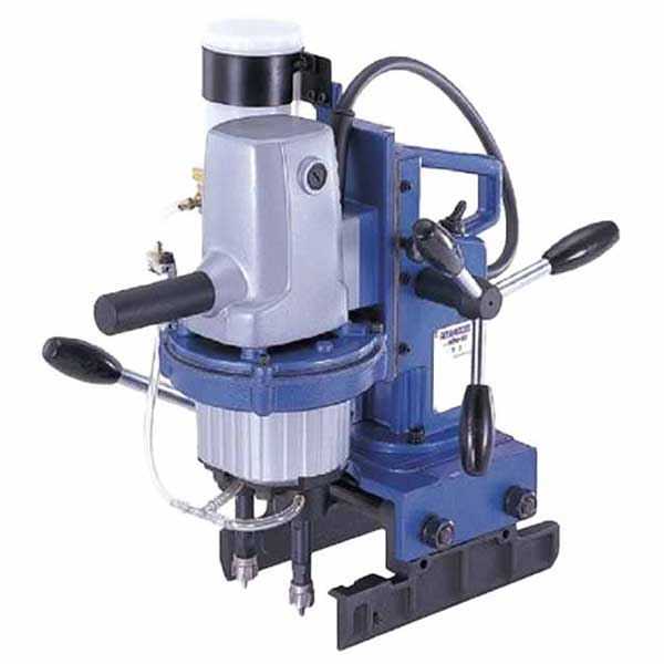 【引き取り限定】【中古品】日東工器 AM-18B アトラミニエース 単相100V 定格電流:5.5A 定格消費電力:510W 無負荷回転数:1100r.p.m. バイス能力:50～150mm 引き取り限定】【中古品】日東工器 AM-18B アトラミニエース 単相100V