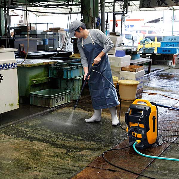 ☆京セラ AJP-2100GQ 家庭用 50Hz 高圧ホース15m付 高圧洗浄機