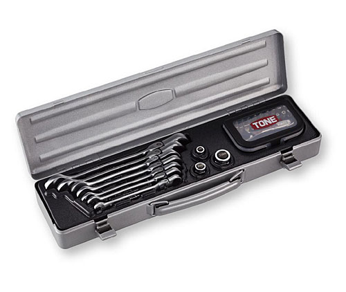 ☆TONE/トネ RMFQ700BR 首振クイックラチェットめがねレンチビットラチェットセット 全32点