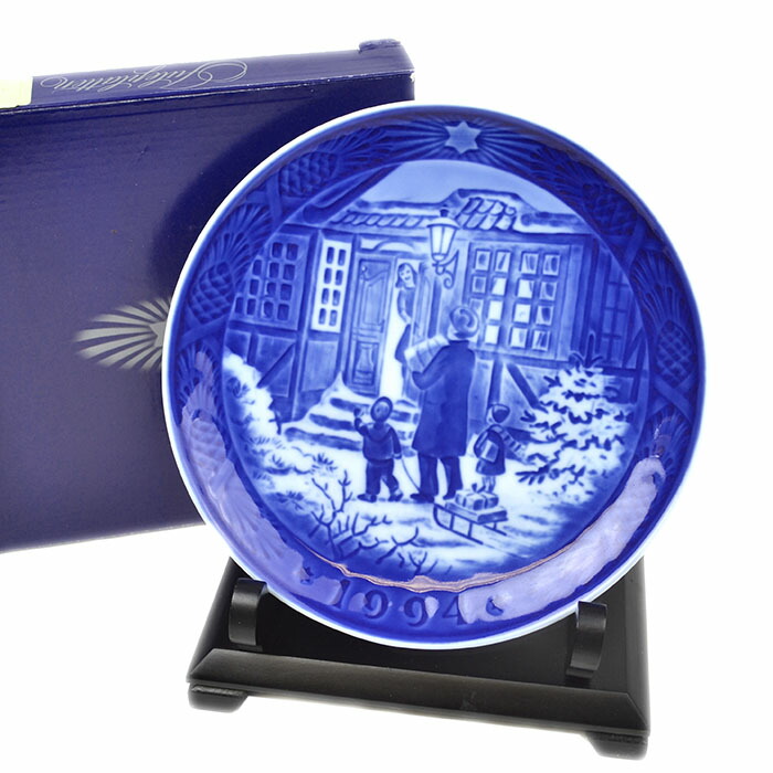Royal Copenhagen ロイヤルコペンハーゲン イヤープレート 1994年 (平成6年)「お父さんとお買い物 (CHRISTMAS SHOPPING)」 磁器 ポーセリン ブルー 青 インテリア 記念 【中古】b-2104