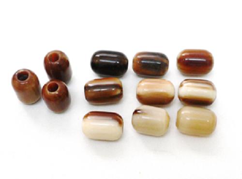呉牛付属物部分品、なつめ玉・差しわたし12粍。雑ぜ合わせる色つや（生まれながら色）。12個（書き割り）の通貨価値。ロクロ師のなつめ玉。労働者階級用。。差しわたし12m/m・芯耐久性・紐穴の径4m/m。紐は付いていません。日本製。ゆうパケット便。