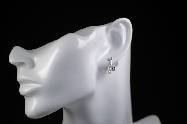 SVイヤリング 6.3mm 双子真珠 イヤリング パール ノンホール 普段 使い 上品 入学式 結婚式 セレモニー フォーマル カジュアル 冠婚葬祭 お呼ばれ パールイヤリング ぶら下がり ノンホールイヤリング おしゃれなイヤリング 可愛いイヤリング フォーマルイヤリング