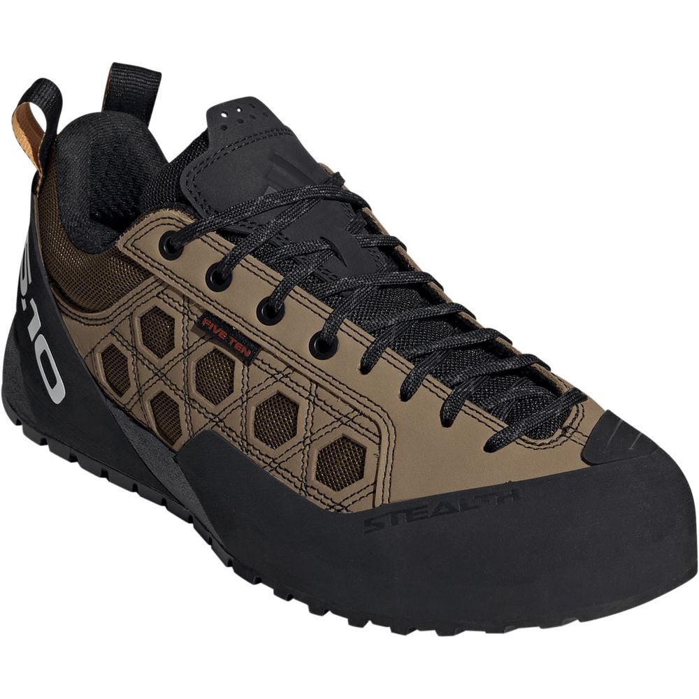 アディダス adidas アウトドアシューズ メンズ ガイドテニー / Guide Tennie JQ6617 12,097円
