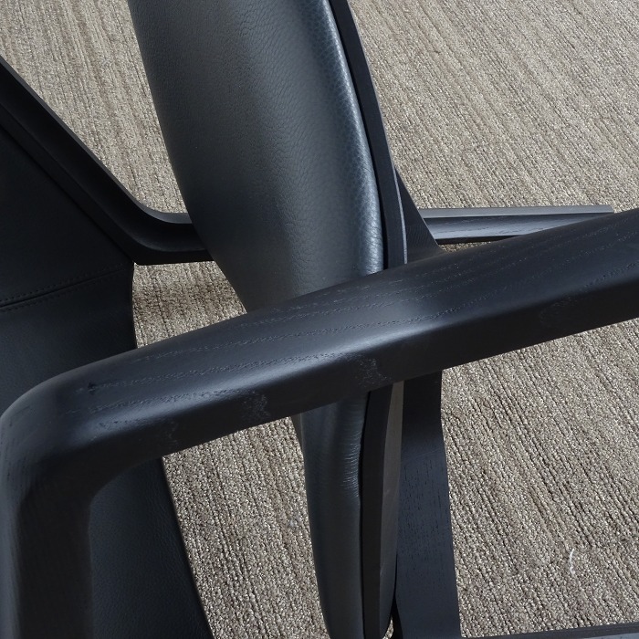 【中古】【展示美品】Cassina(カッシーナ)133ICO/イコアームチェア/X本革