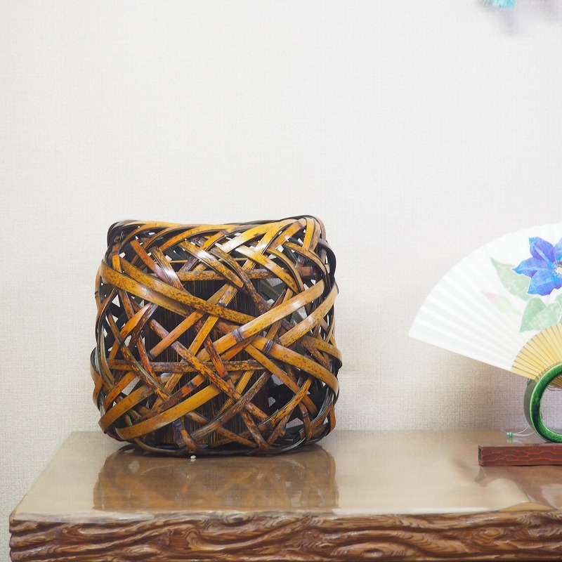 竹　竹工芸品　竹細工　花器　花籠　虎斑　花入　華道　茶道　和室　茶室　池坊　花展 Amazon.co.jp: 花展 竹 竹工芸 竹細工 花器 花籠 虎斑 竹 花入
