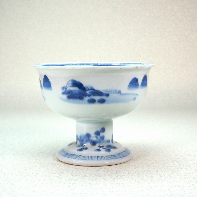 梅と鳥 山水文様 盃洗 0090<br>江戸時代 伊万里 染付 手描き<BR>酒器 杯 器 酒 お猪口 酒<BR>【中古】 骨董 アンティーク<br>JAPAN japanese antique vintage tableware porcelain china