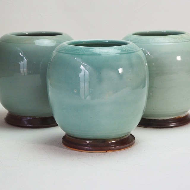 楽天市場】煙草盆 白磁火入れ 紫檀 0156火入れ 灰吹 火鉢 手あぶり茶道