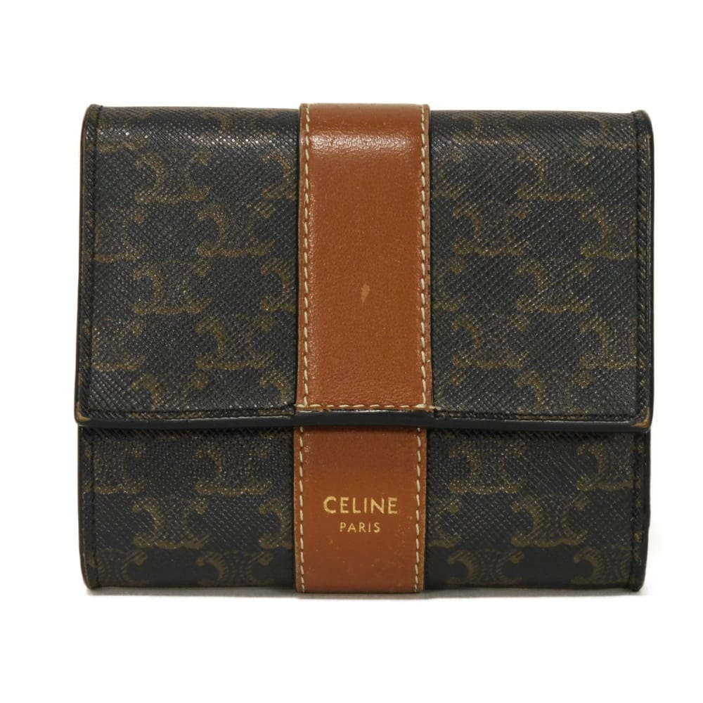 【スーパーSALE対象】セリーヌ CELINE 三つ折り財布 スモール トリフォールド ウォレット 新ロゴ 箔押し ブラック ブラウン トリオンフ タン 10D572BZ9.04LU メンズ レディースサイフ お札入れ エレガント 高級 上品 大人 ブランド【中古】