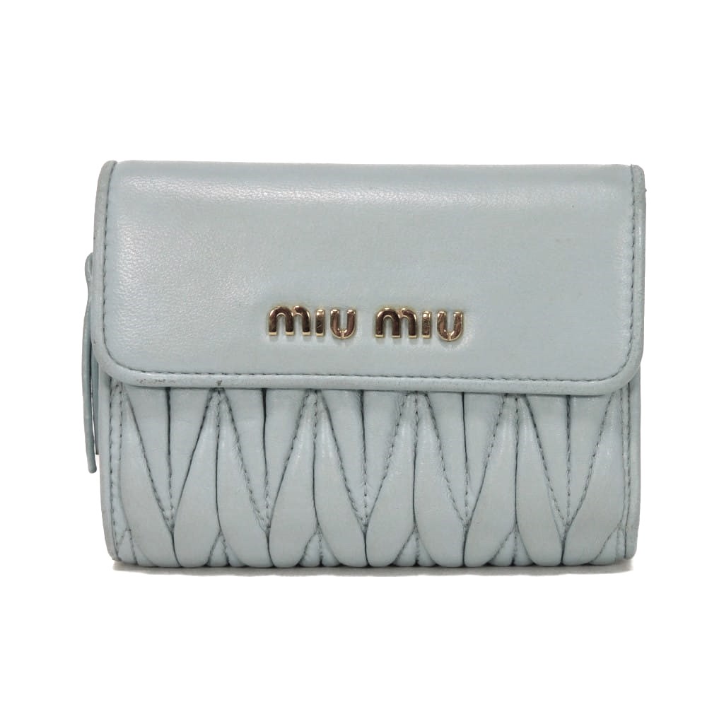ミュウミュウ MIUMIU 二つ折り紙入れ マテラッセ パウダーコンパクト ジップ ウォレット ギャザー 子ヒツジ人はだ RFID ロゴタイプ 金属元素 シ妄りがましい 5ML002 N88 F0012 レディース サイフ お紙入れ 窈窕たる 飛び切り 窈窕たる 成年者 ブランド名【中古】