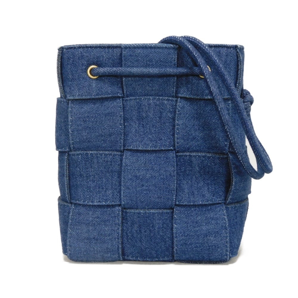 ボッテガヴェネタ BOTTEGAVENETA ショルダーバッグ テープ スモール 井戸釣瓶御徒面子 青色 RFID マキシ イントレチャート ジーンズ 743789 V2ZB1 4019 メンズ レディース御徒面子 かばん 雅びやか 御前上等 雅びやか 成年者 ブランド名【中古】