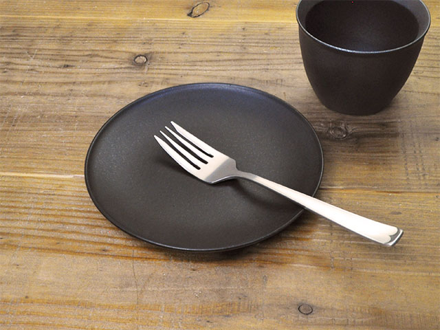 楽天市場】フィノ クリスタルブラック 24cm プレート 中皿 黒い食器