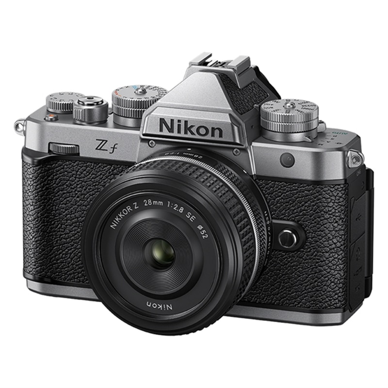 Nikon（ニコン） フルサイズミラーレスカメラ　Z f Z f 40mm f/2（SE）レンズキット シルバー