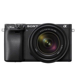 【納期約4週間】【お一人様1点まで】【代引不可】SONY ソニー ILCE-6400M-B ミラーレス一眼カメラ「α6400」高倍率ズームレンズキット ILCE6400MB