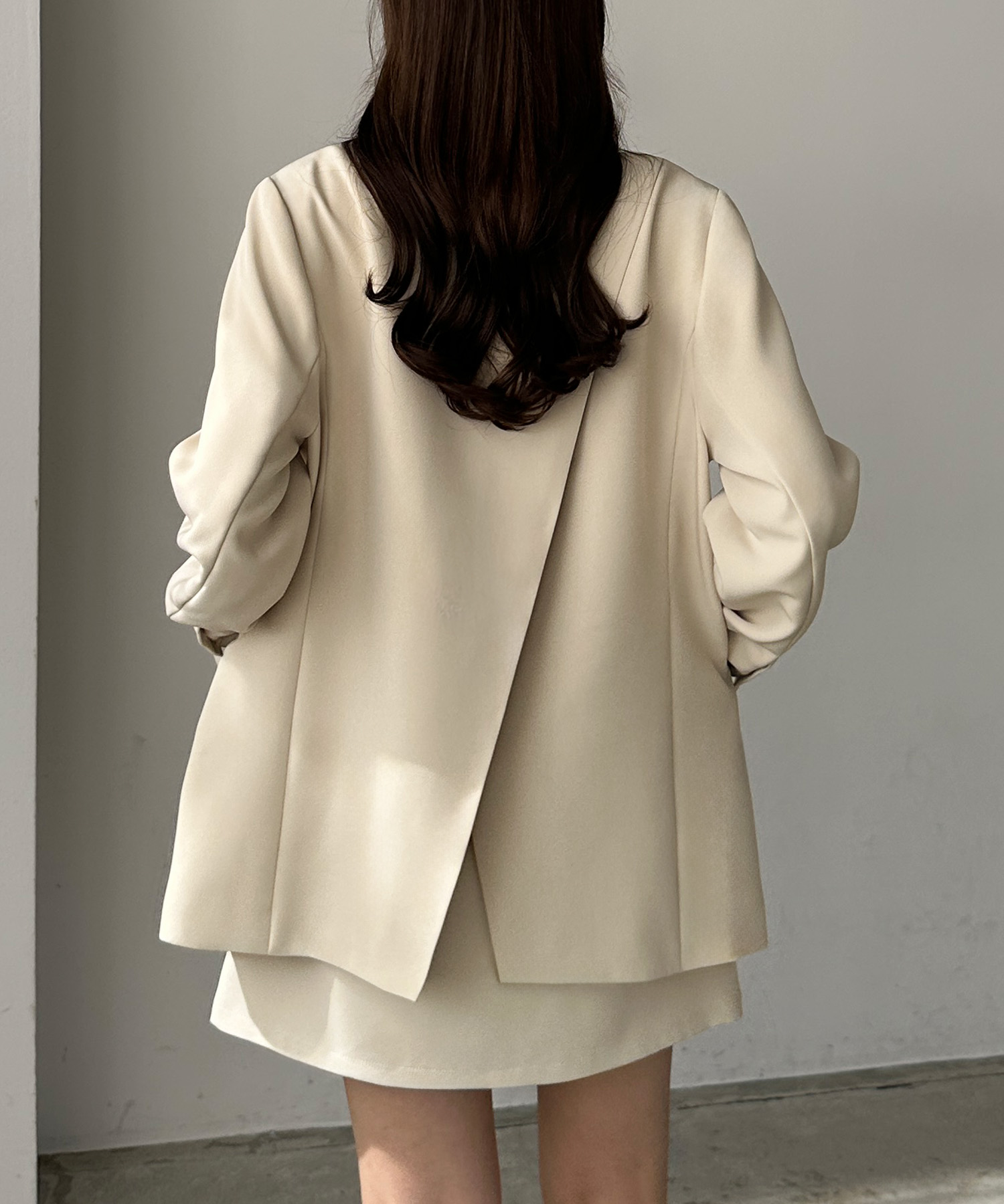 Louere　バックスリットテーラードジャケット