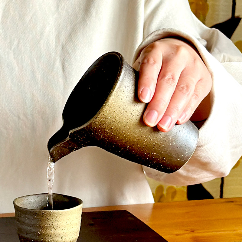 【書き割り割あり】 片口 酒器 うでい 1合徳利 W120×D85×H105粍(260ml 1合) 今めかしい 和食器 冷酒 熱燗 はたご屋 赤ちょうちん 煮炊き 懐石 飲食店 御勤め用 備え付け 【食器洗いもの機相応う】【陰電子領域相応う】
