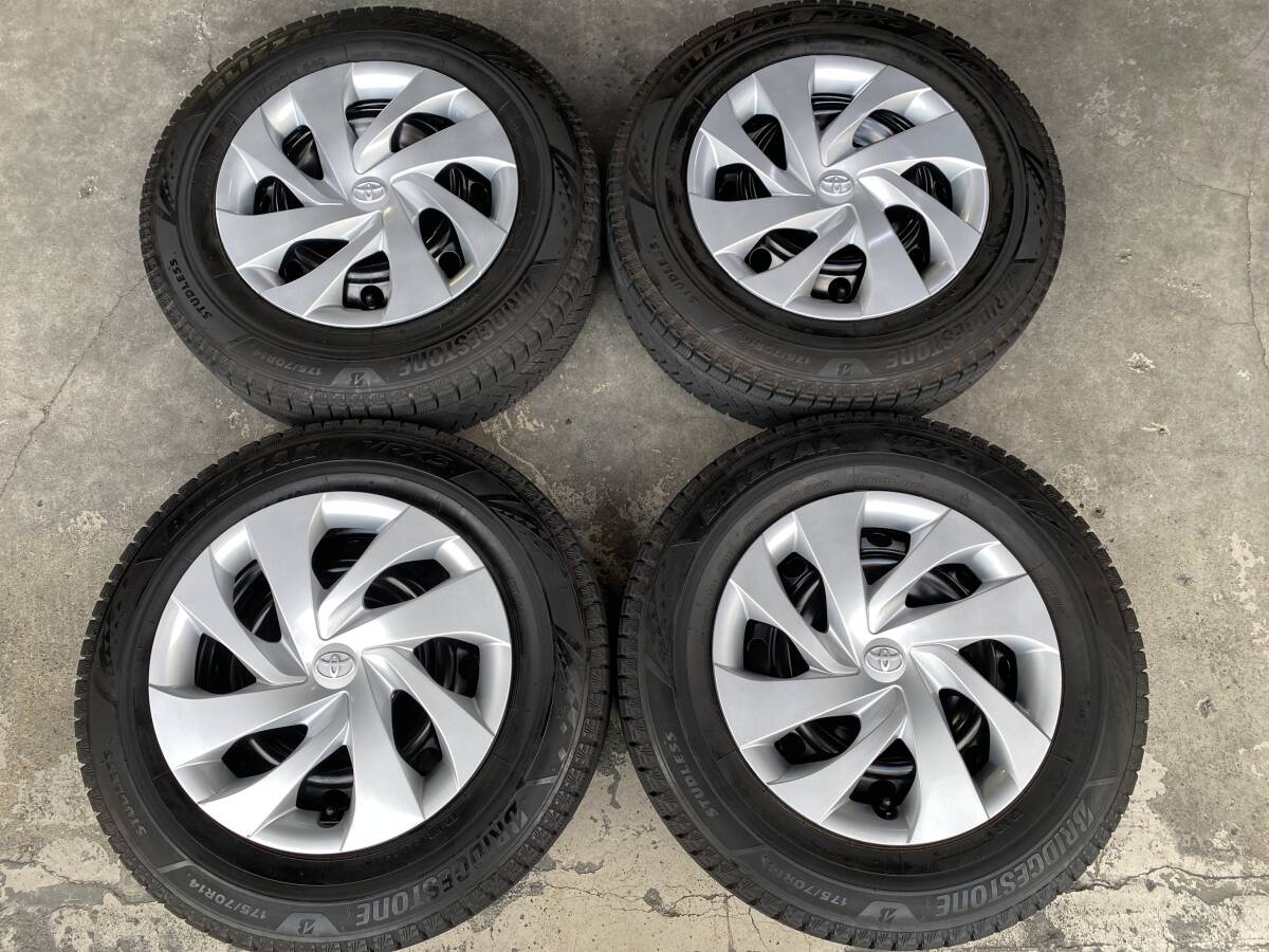 【中古】TOYOTA ヤリス純正ホイール 175/70R14 84Q ブリドストン ブリザックVRX3 スタッドレスタイヤホイール4本セット|KTfaith