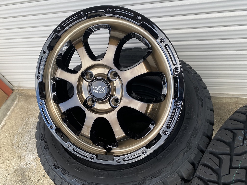 ☆送料無料☆HOT マッドクロスグレイス 15インチ 4.5J+45 4H100(PCD100) トーヨー OPEN COUNTRY R/T (オープンカントリー) RT 165/65R15 キャストアクティバ / タフト タイヤホイール4本セット 64,493円