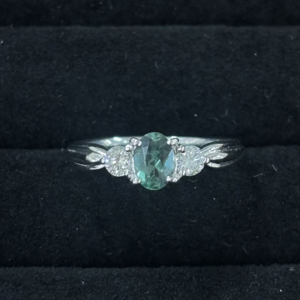 【中古】アレキサンドライト0.49ct ダイヤモンド0.23ct リング Pt900 11号｜小池屋