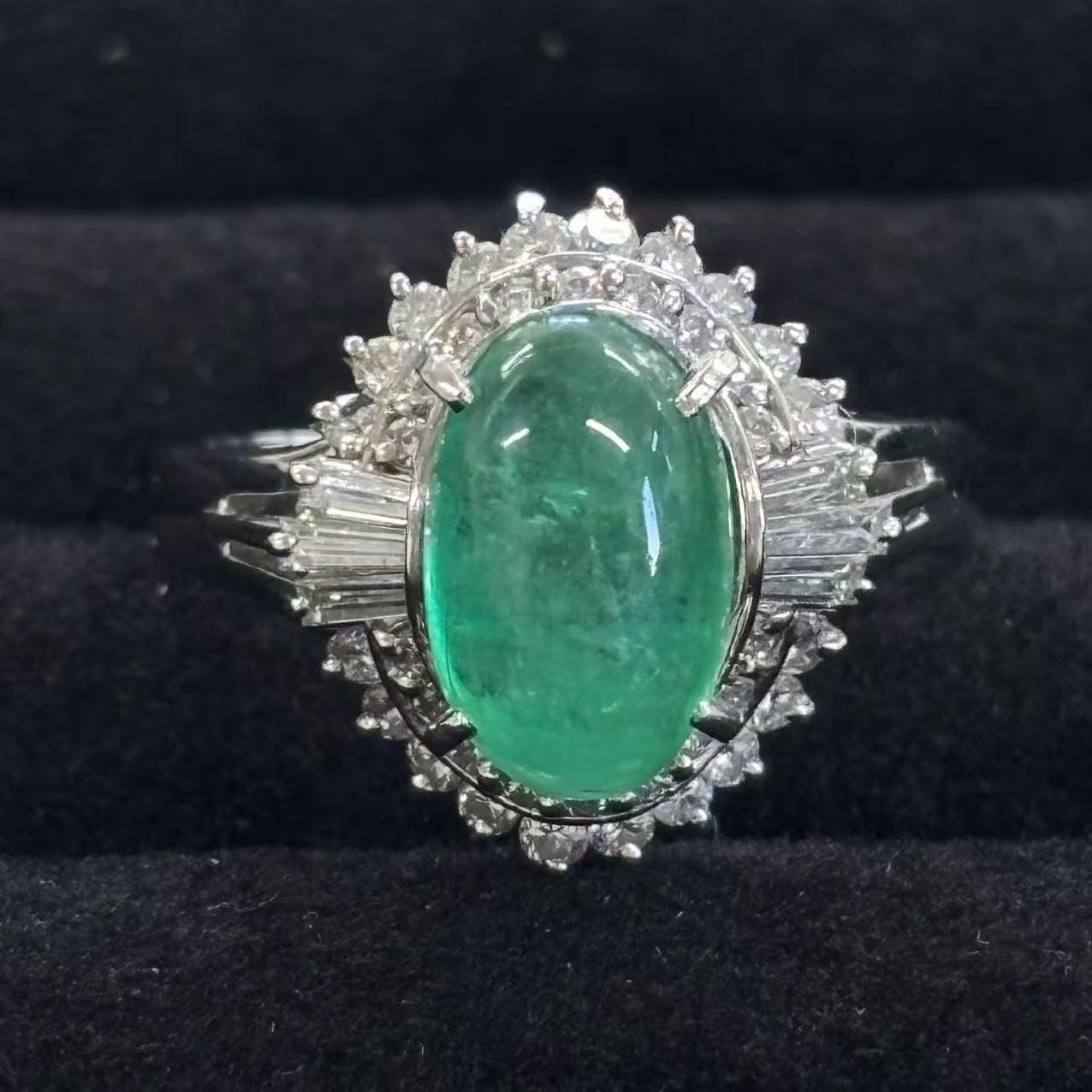 【中古】エメラルド2.34ct ダイヤモンド0.59ct リング Pt900 13号｜小池屋