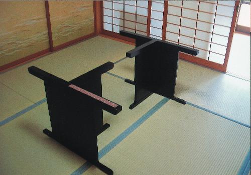 一風変わったT字脚１組(２個木製) 80×43×H66珊※大型調度品扱送料別途積もり書きとなります和室速見表/座卓/多目的速見表/和室用高脚/速見表脚/速見表専用脚