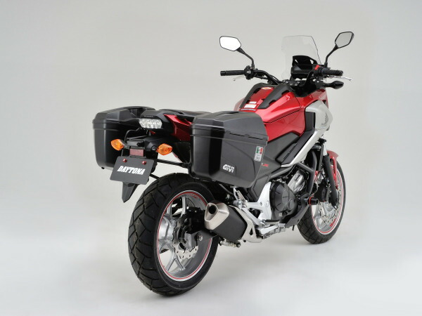 楽天市場】GIVI AC4134A ビキニカウルA802専用 取付キット