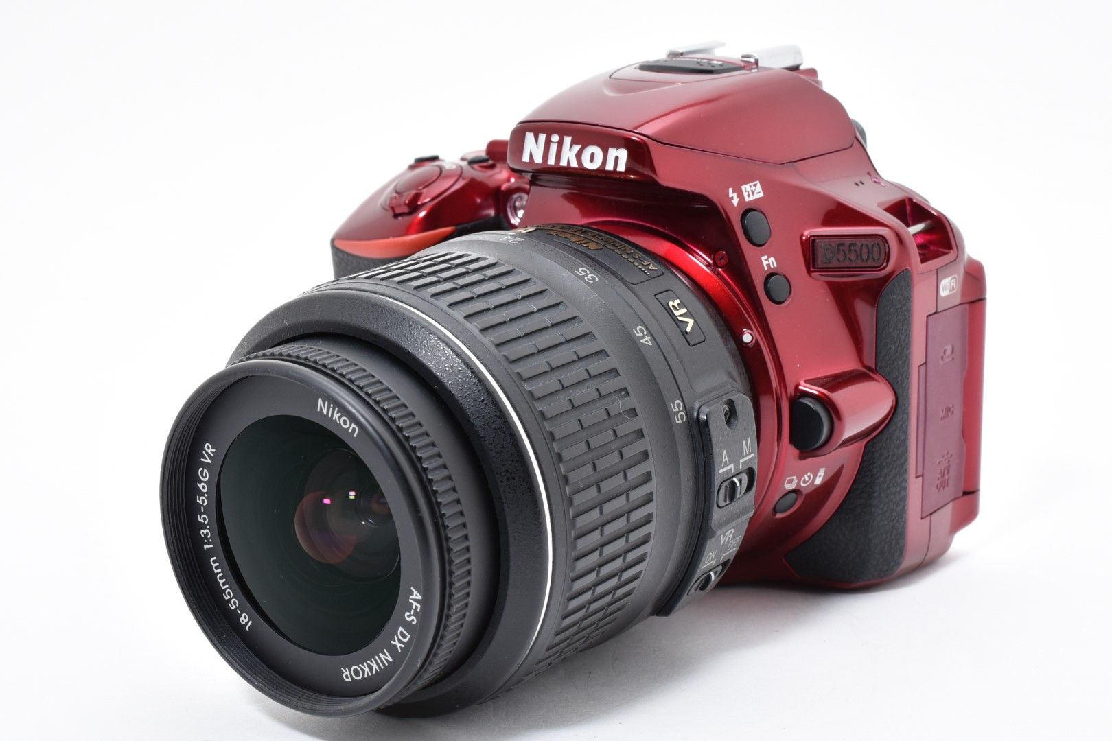 【中古】Nikon ニコン D5500 18-140VR レンズキット レッド