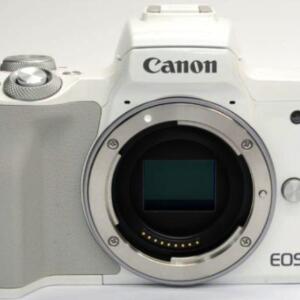 【中古】Canon キヤノン EOS Kiss M EF-M18-150 IS STM レンズキット ホワイト｜熊本カメラ店 68,178円