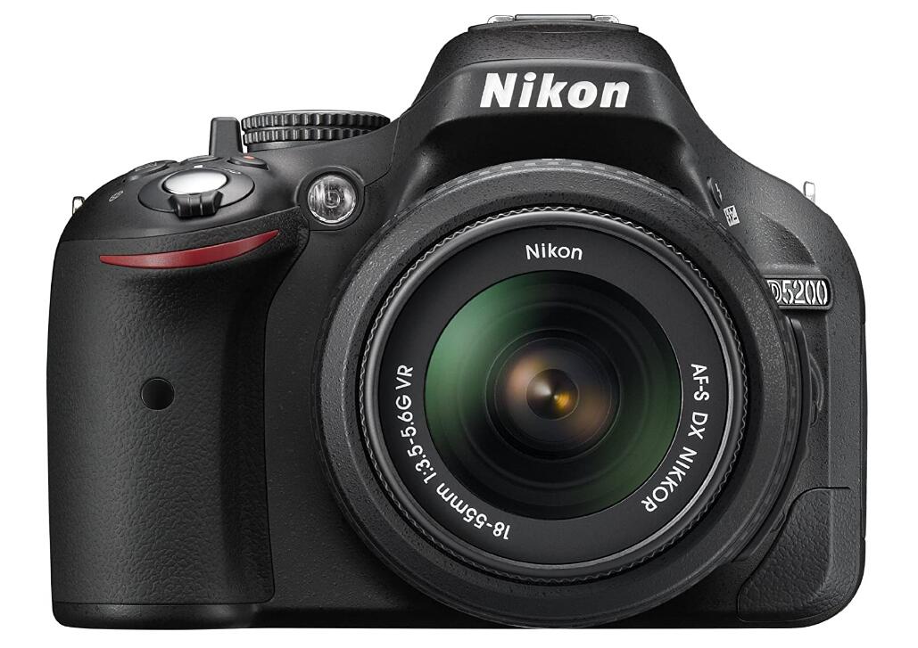 【中古】Nikon ニコン D5200 標準尺度望遠レンズ＋マイクロレンズキット 黒いこと