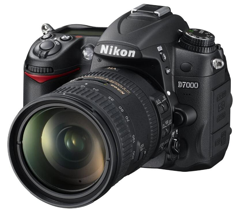 【中古】Nikon ニコン D7000 18-200 VR II 水晶体一揃いの道具