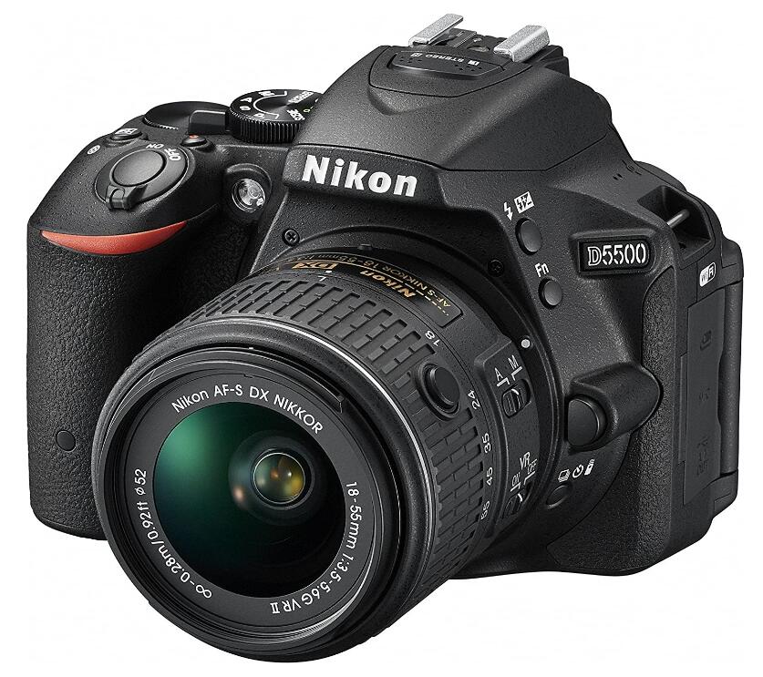 【中古】Nikon ニコン D5500 18-55 VR II 水晶体一揃いの道具 黒いこと