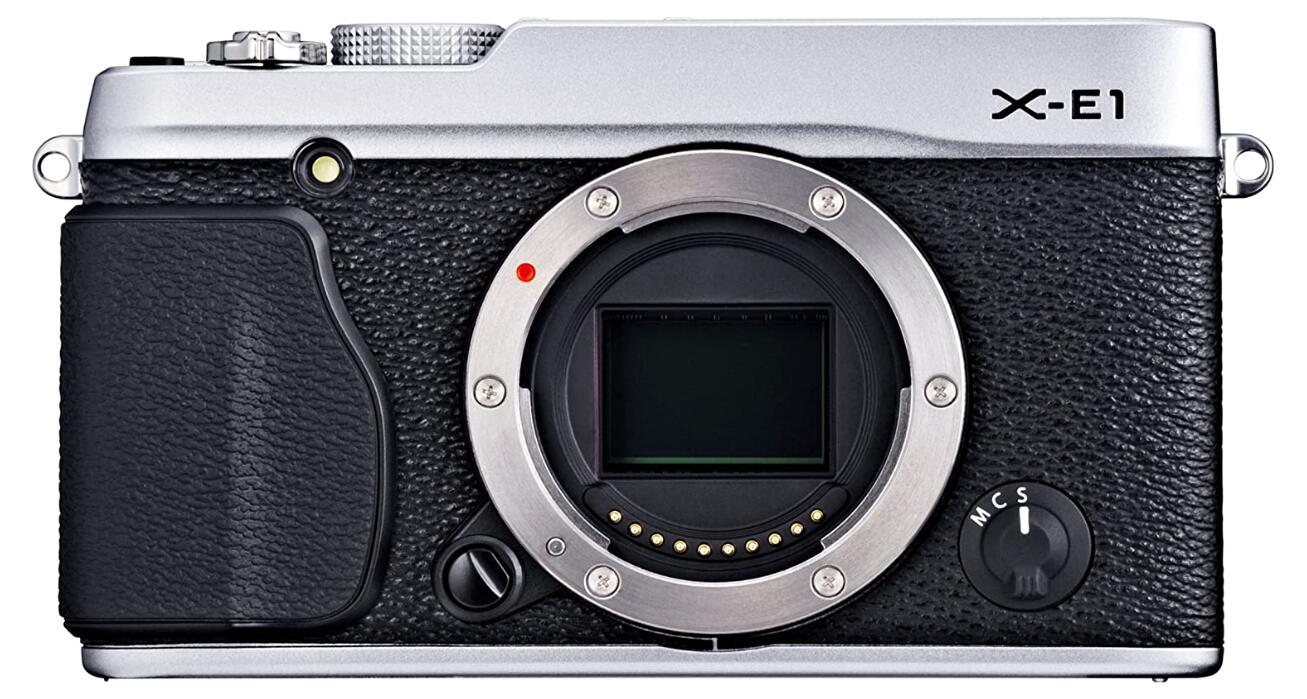 【中古】FUJIFILM フジフイルム X-E1 ボディ シルバー