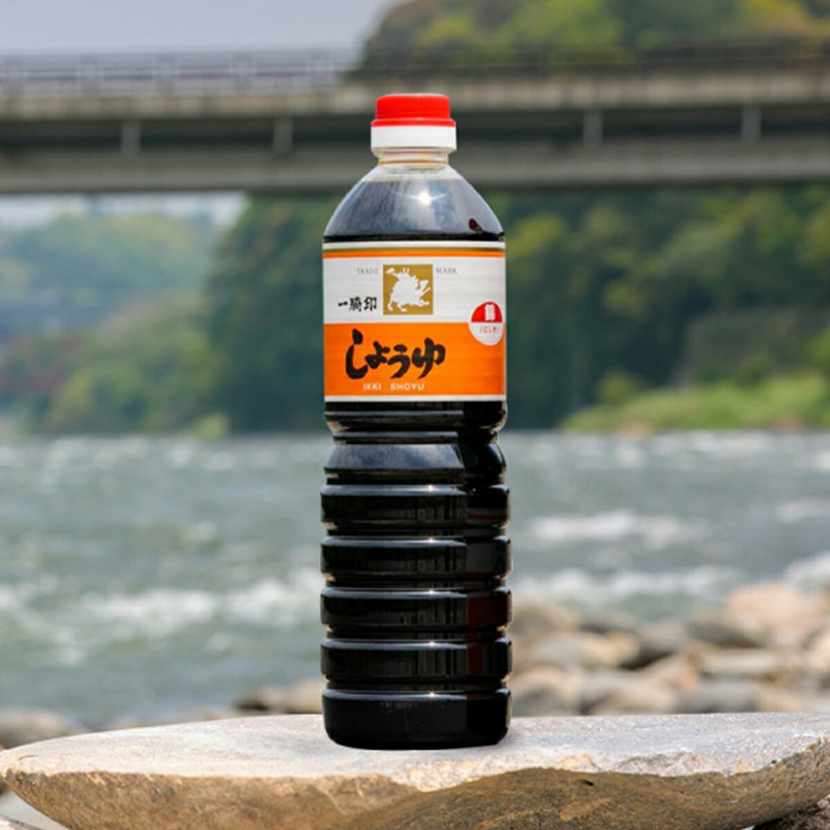 Amazon.co.jp: 緑屋本店 うまくち醤油 紫 濃口 1000ml : 食品