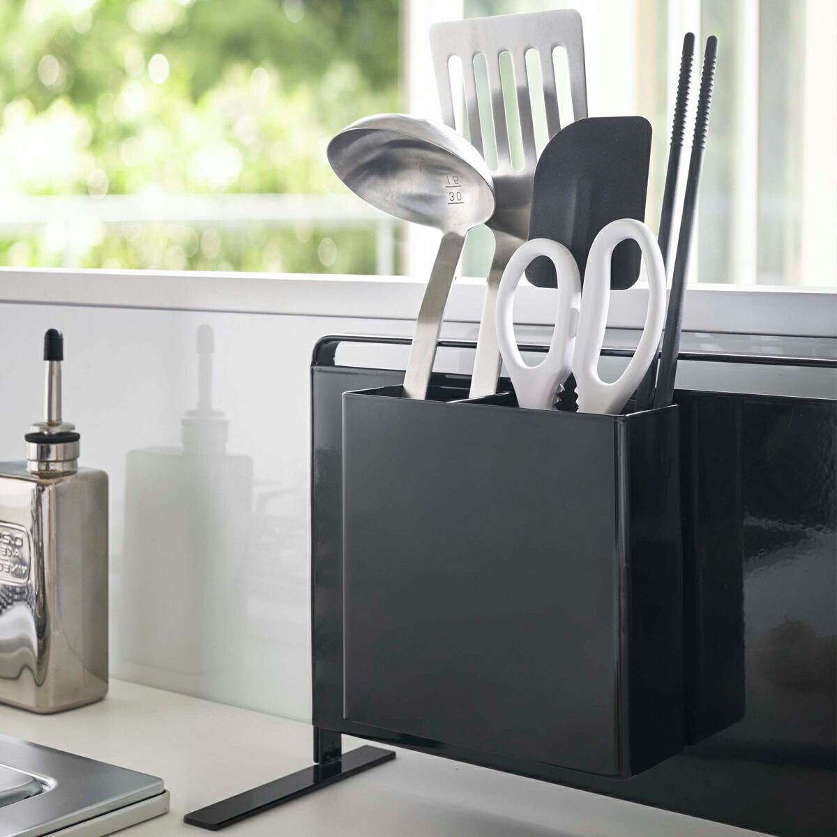 山崎実業 Yamazaki 5146 5147 Yamazaki Tower おしゃれ キッチンツール キッチン収納 タワーシリーズ ブラック ホワイト ポイント10倍 収納 磁石 94 Off Tower