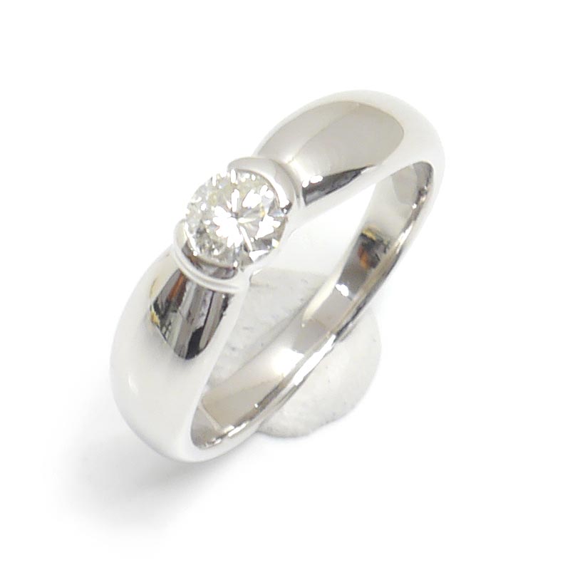 【中古】ダイヤモンドリング 約10号 PT900・D0.30ct プラチナ 1粒ダイヤ【質屋鑑定品】｜質屋クラタセブン