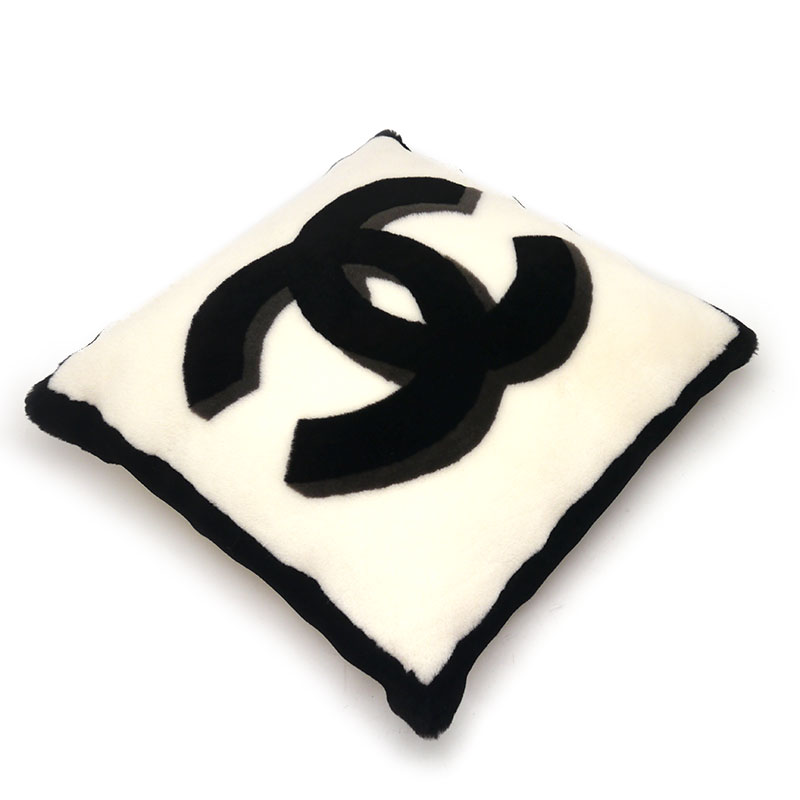 シャネル　クッション　ココマーク　15O2208R シャネル(CHANEL)シャネル ココマーク クッション その他雑貨