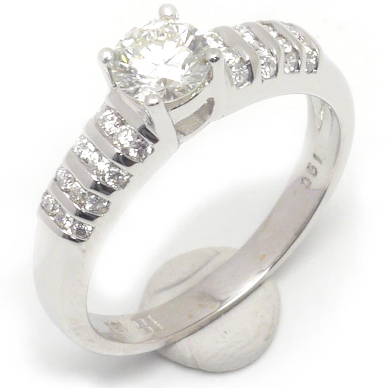 【中古】ダイヤモンドリング 約13号 K18WG・0.516ct ホワイトゴールド J-VS2-VG【質屋鑑定品】｜質屋クラタセブン