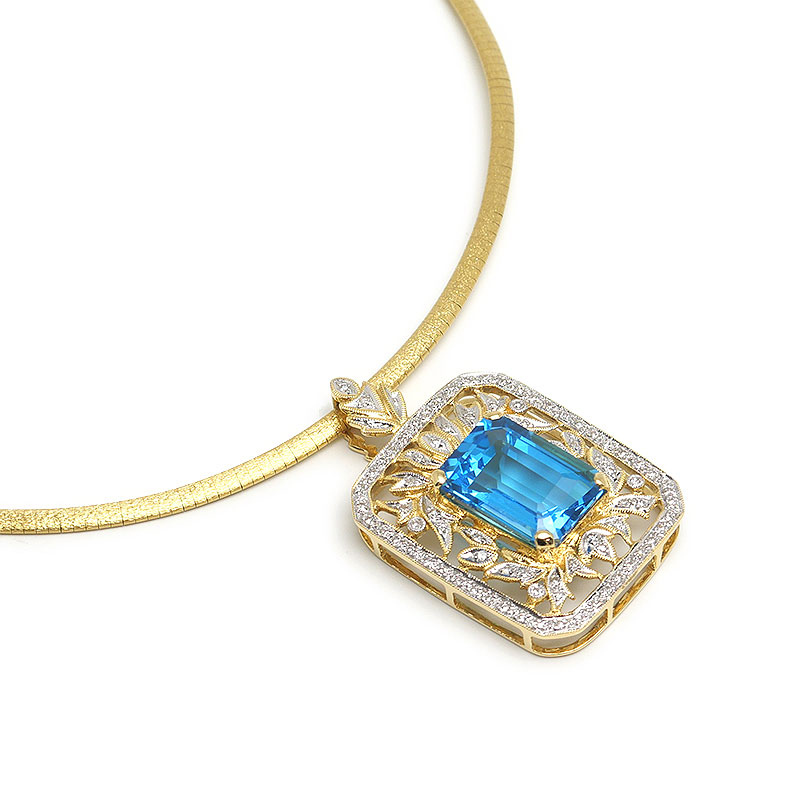 【中古】ブルートパーズネックレス K18YG・トパーズ8.60ct・ダイヤ0.40ct オメガチェーン 【質屋鑑定品】|質屋クラタセブン