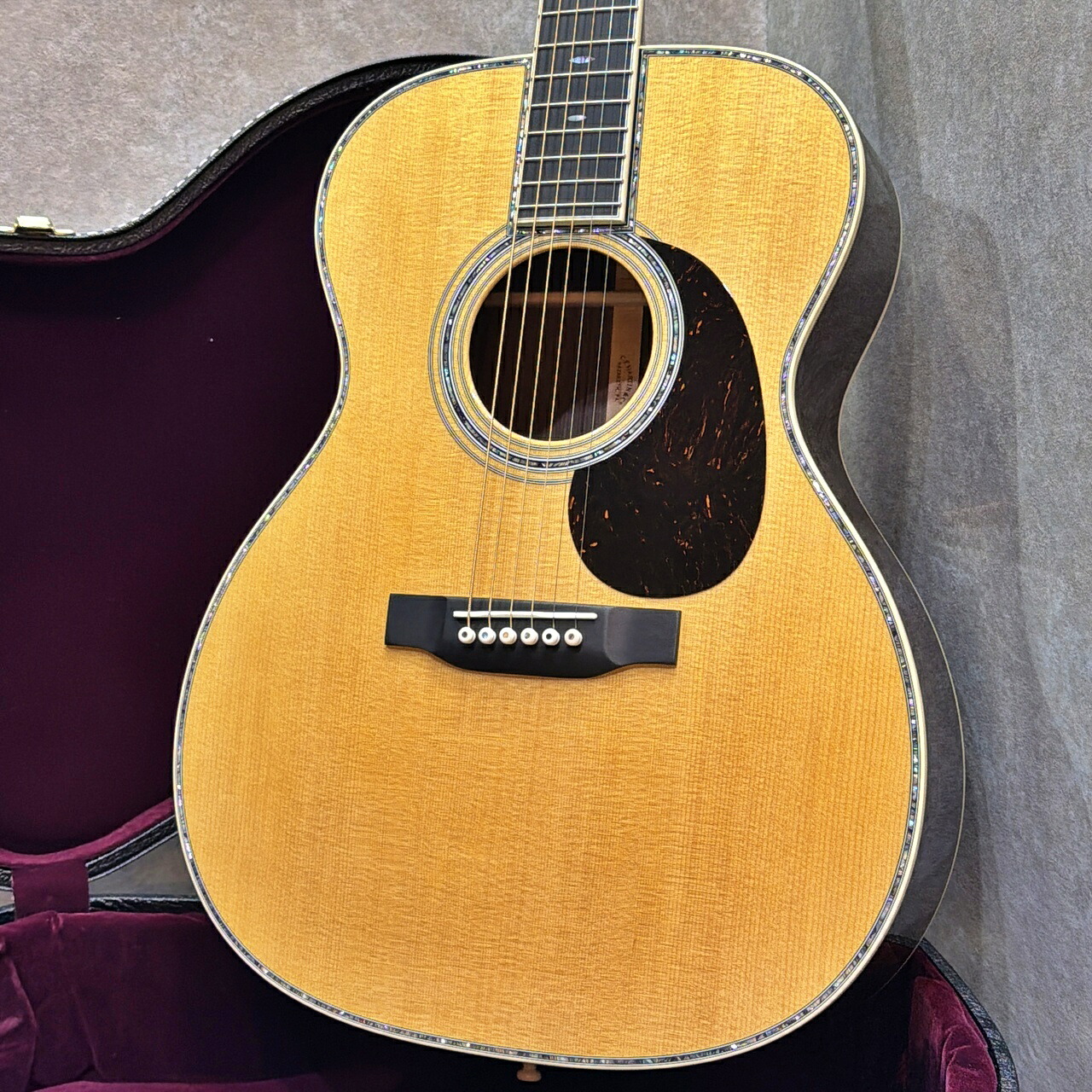 【試奏動画あり】Martin 000-42 Standard #3023258【美しい鈴鳴りトーンと気品ある佇まい】【当店限定特典付き】【送料当社負担】【池袋店在庫品】|クロサワ楽器65周年記念SHOP