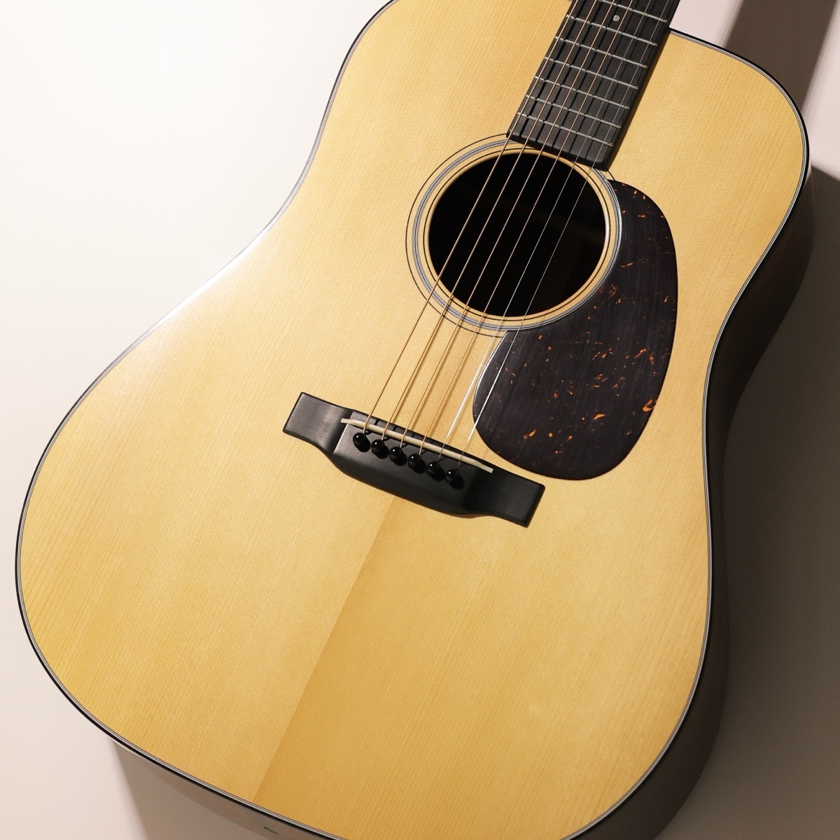 Martin D-18Authentic 1937 #2834451【これが本意気D-18!】【クロサワ本店】【48回無金利分割】｜クロサワ楽器65周年記念SHOP