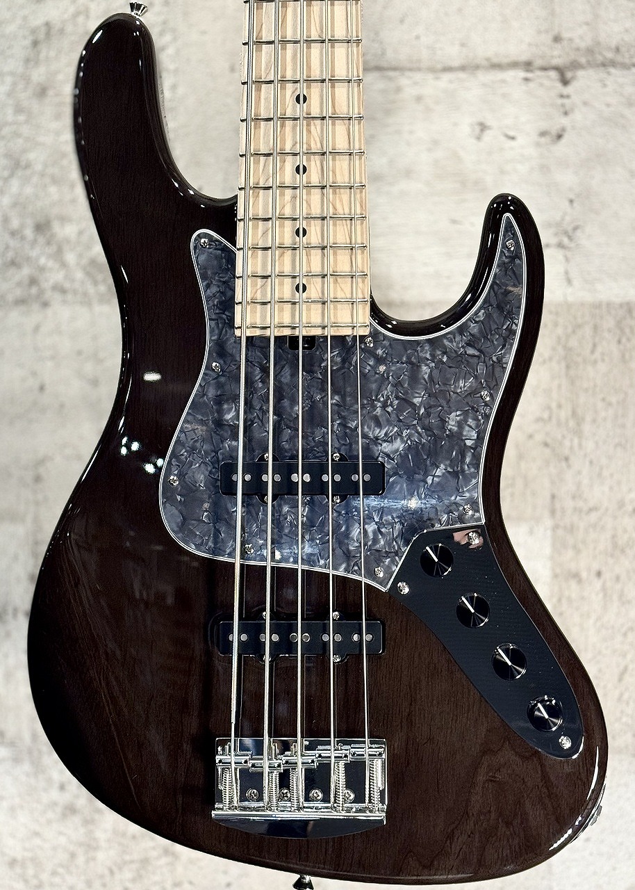 Kikuchi Guitars 【お買い得な旧定価】Hermes MV5 (5st Ash/Maple) / Trans Black #307【4.21kg】【福岡ミーナ天神店】｜クロサワ楽器65周年記念SHOP 203,500円