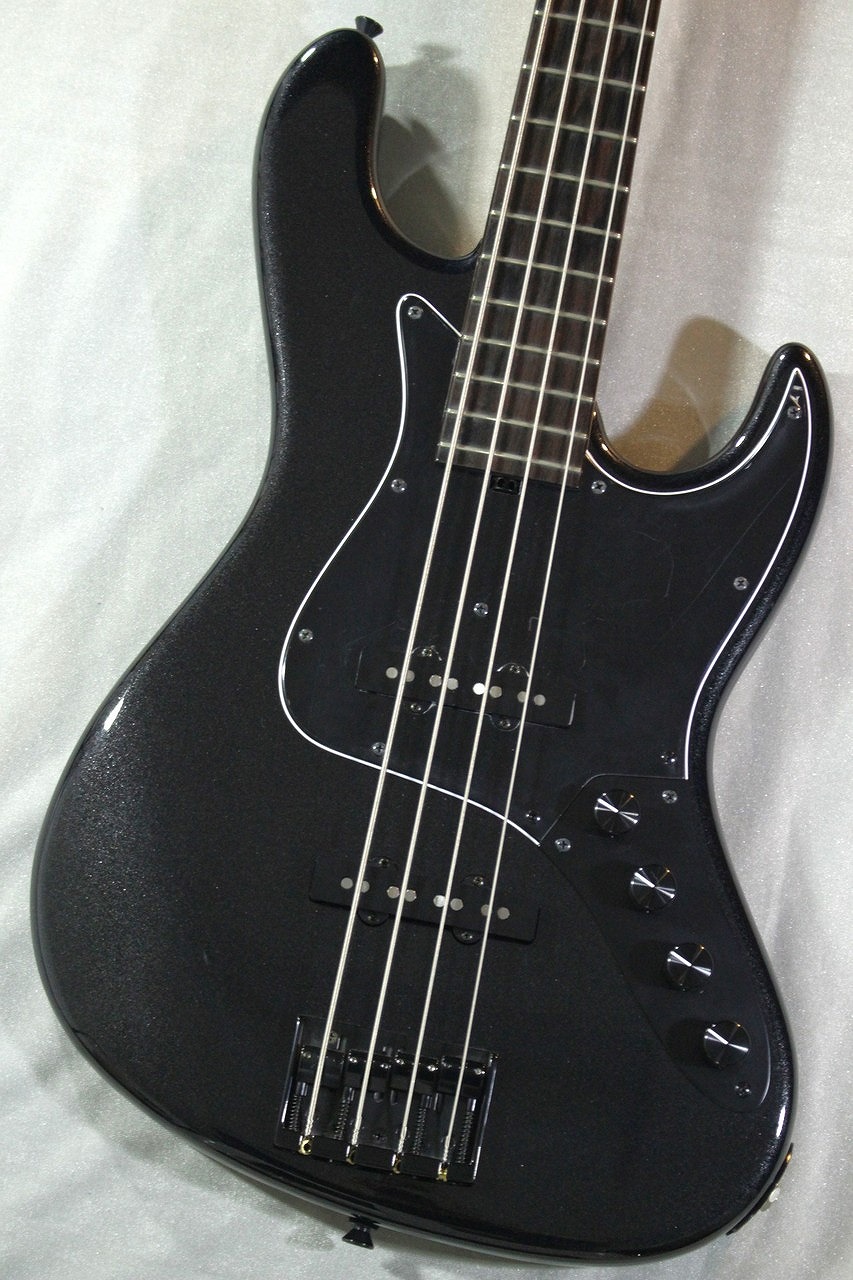 Red House 【クリアランスセール】 Seeker J4 / Black Metallic #004224 【サウンドメッセ出展モデル】【軽量3.90kg】【福岡ミーナ天神店】｜クロサワ楽器65周年記念SHOP