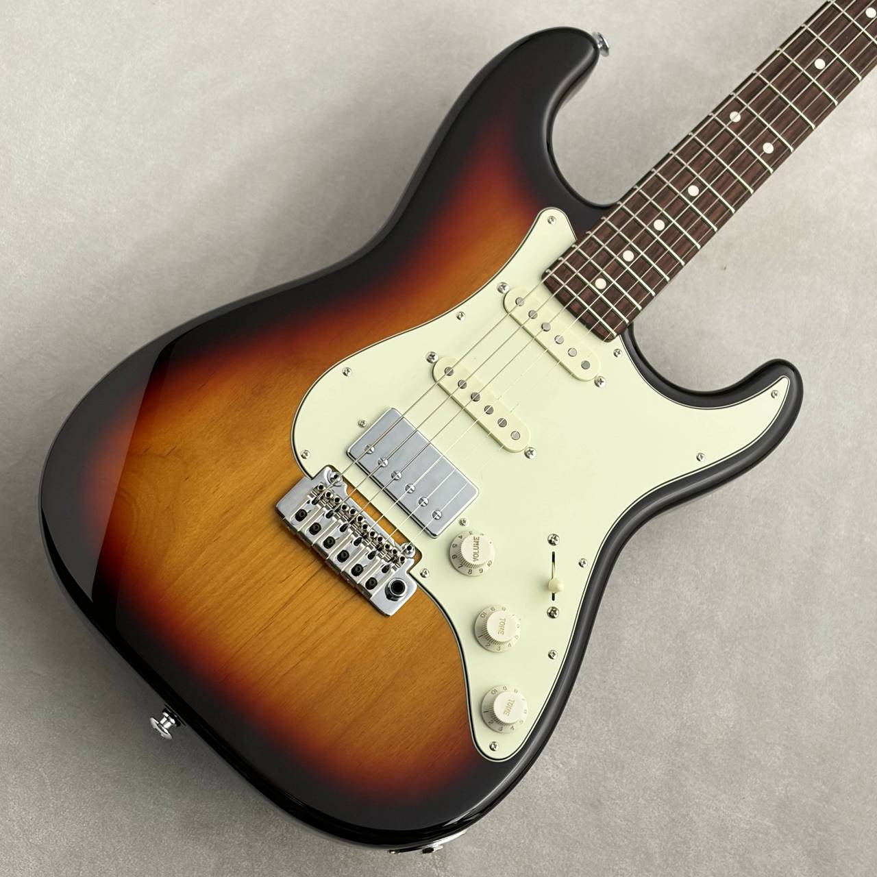 Black Smoker SIGMA SSH ~3-Tone Sunburst~ #26C43 ≒3.57kg【SSHレイアウト!】【G-CLUB 渋谷店】|クロサワ楽器65周年記念SHOP