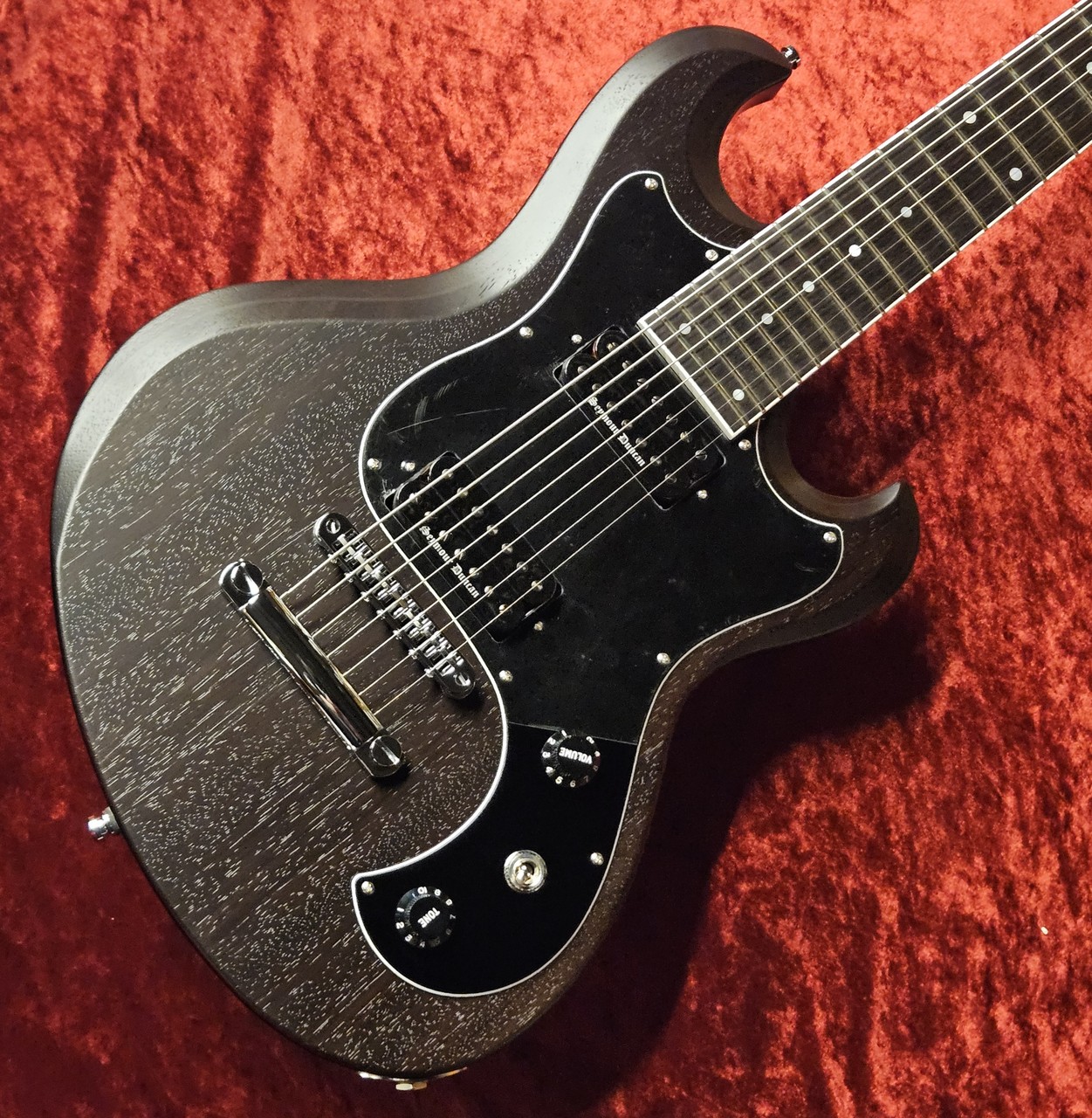 ESP ULTRATONE-SL7 -Half Matt See Thru Black-【ショッピングクレジット無金利対象商品】【G-CLUB 渋谷店】｜クロサワ楽器65周年記念SHOP